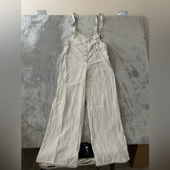 Amuse society linen fina jumpsuit - Picture 4 of 16